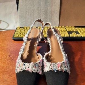NEW ! Mira Azzurra Slingback Low Block Heel Closed Toe Multicolor Size 10